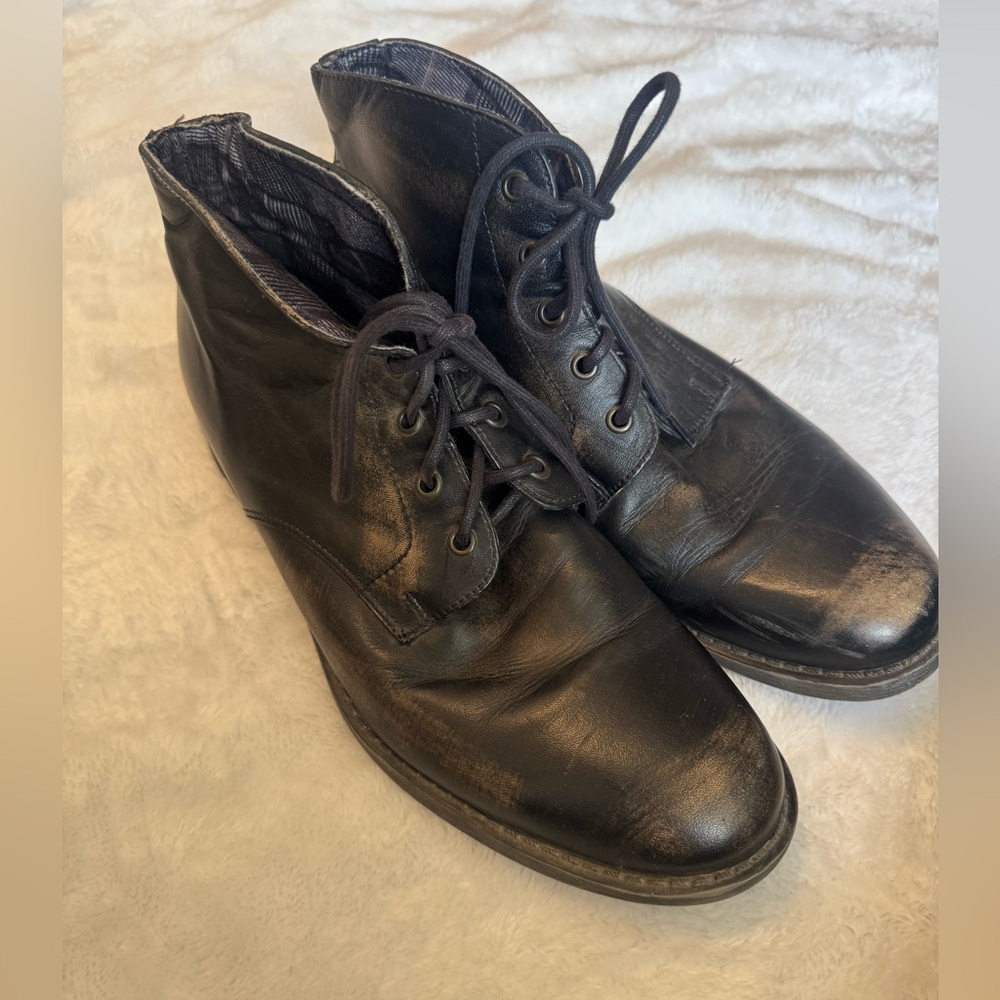 BED|STU Dark Leather Chukka Boots
